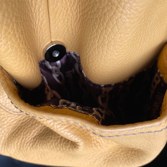 EUC TIGNANELLO DOUBLE HANDLE PEBBLED LEATHER SHOULDER BAG - CAMEL COLOR - Picture 4 of 6